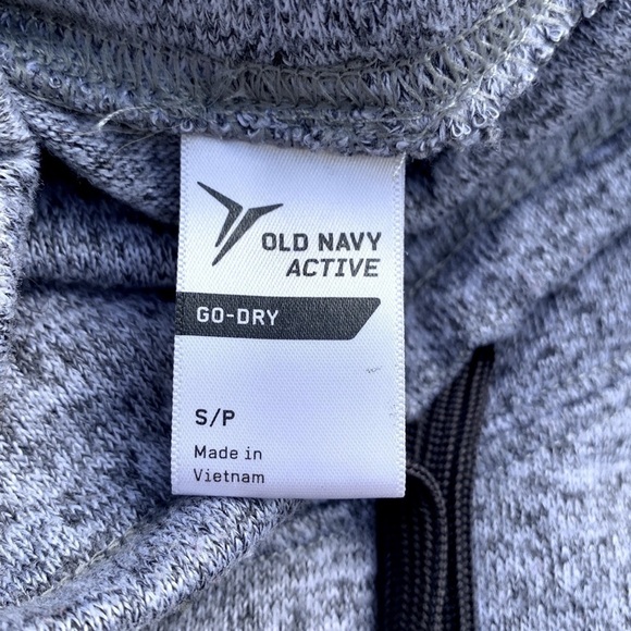 Old Navy Active Go-Dry Heathered Gray Mock Neck Sweater - Picture 11 of 13